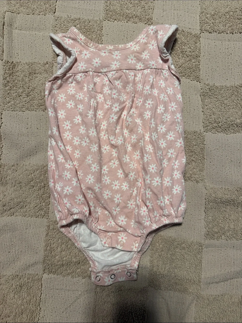 Old Navy Pink and White Daisy Print Baby Onesie